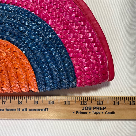 NWT. STRAW with Polyester lining. - Picture 6 of 8